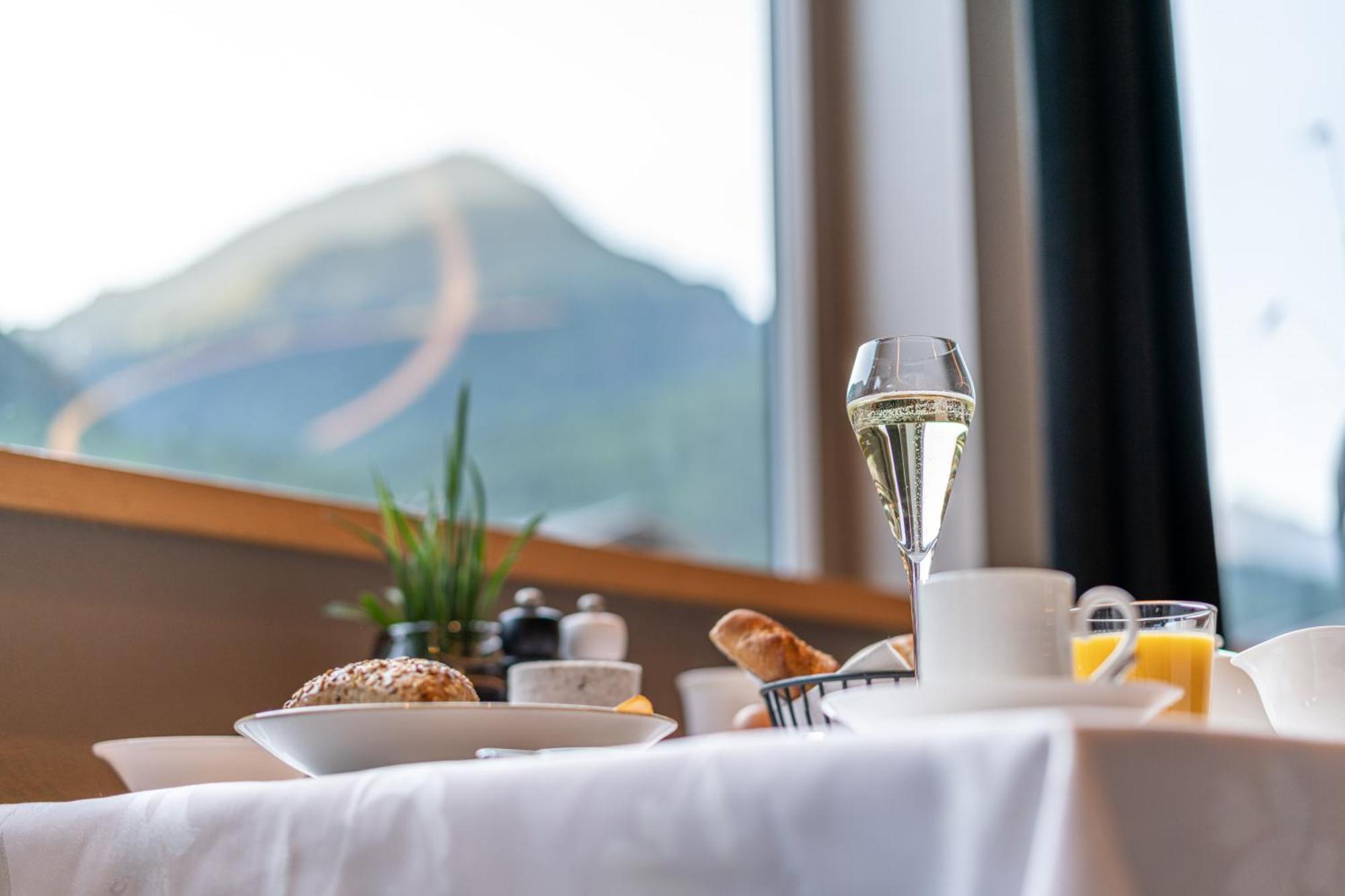 Bergland Design- Und Wellnesshotel 5* Sölden