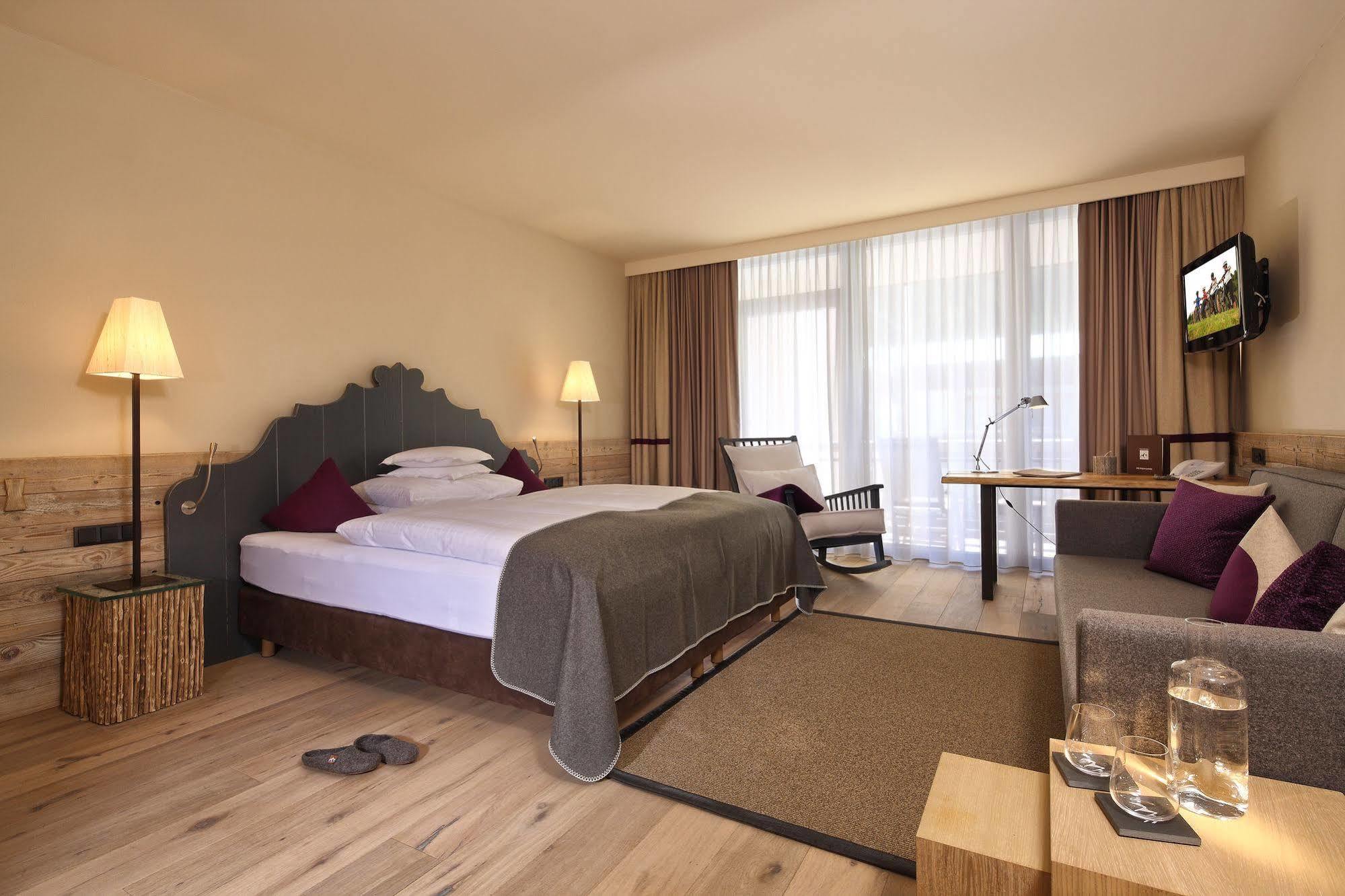 Bergland Design- Und Wellnesshotel 5*